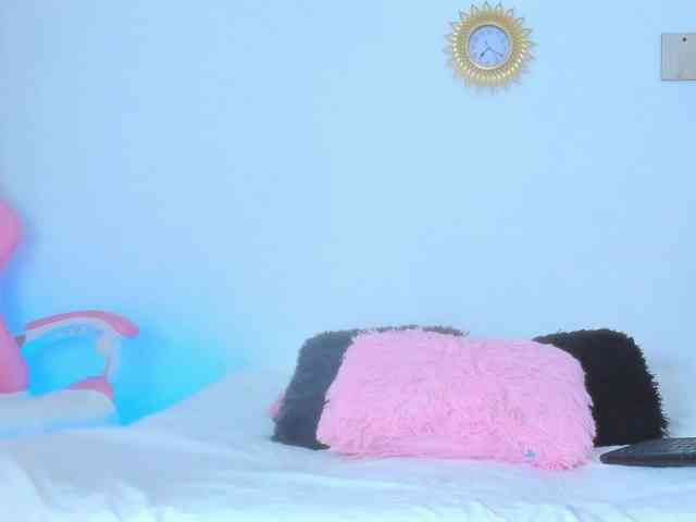 AlexaJhonson10 webcam