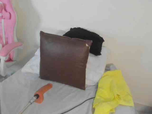 AlexaJhonson10 webcam
