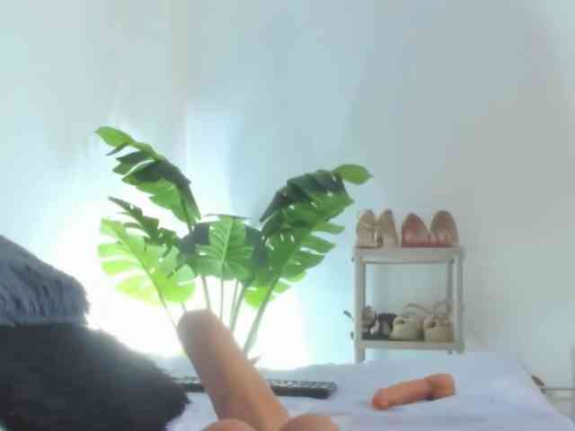 AlexaJhonson10 webcam
