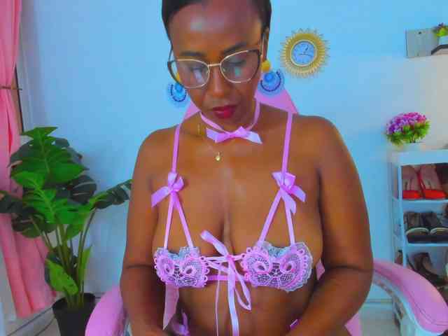 AlexaJhonson10 webcam