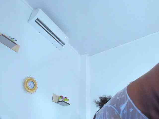 AlexaJhonson10 webcam
