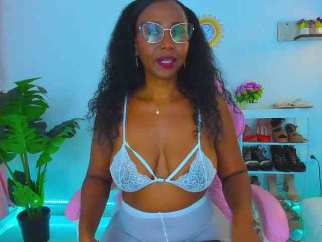 AlexaJhonson10 webcam