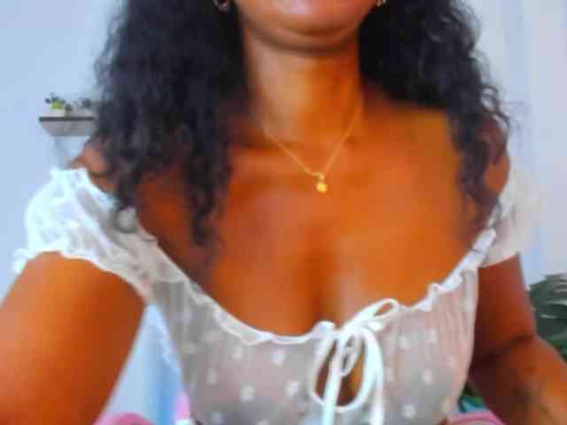 AlexaJhonson10 webcam