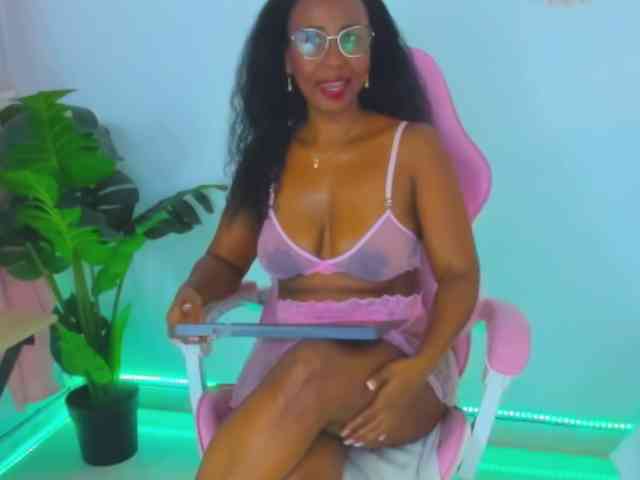 AlexaJhonson10 webcam