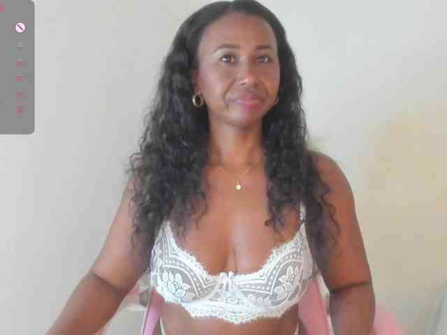 AlexaJhonson10 webcam