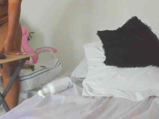 AlexaJhonson10 webcam