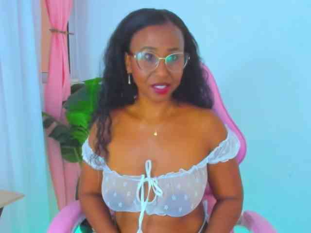 AlexaJhonson10 webcam