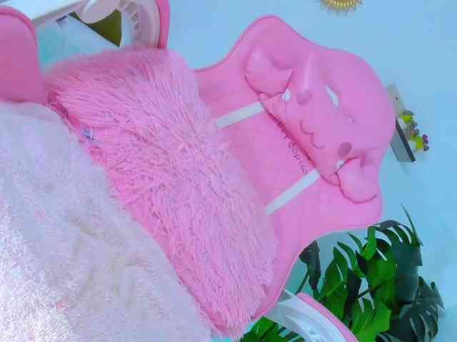 AlexaJhonson10 webcam