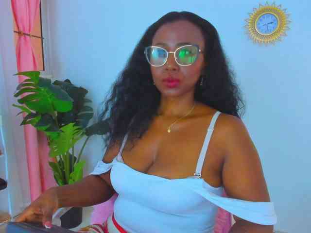 AlexaJhonson10 webcam