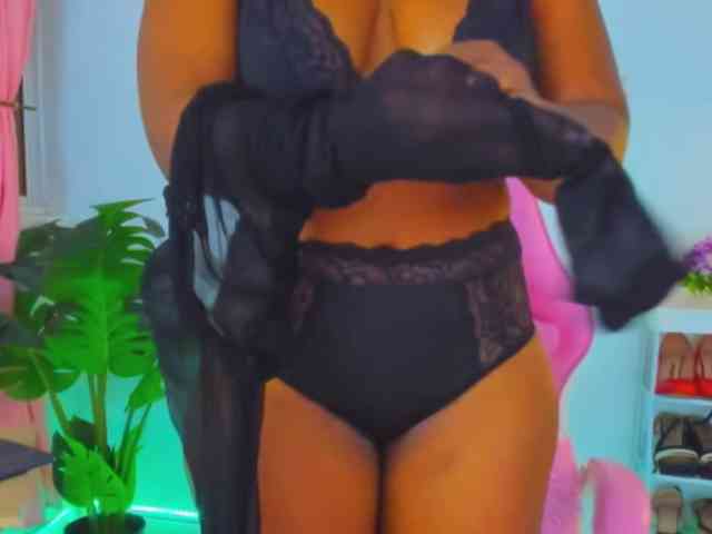 AlexaJhonson10 webcam