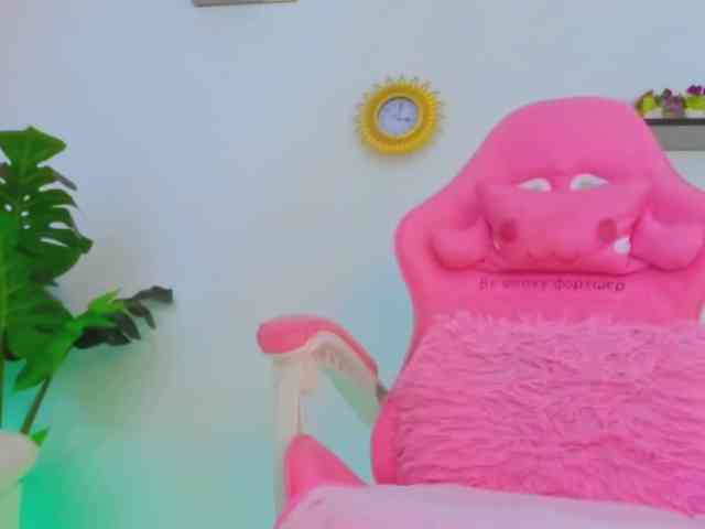 AlexaJhonson10 webcam