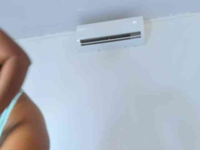 AlexaJhonson10 webcam