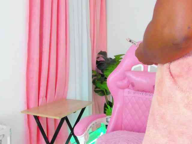 AlexaJhonson10 webcam