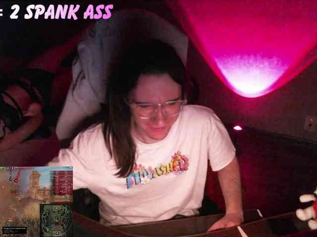 izilizi-24 Live Webcam on BongaCams