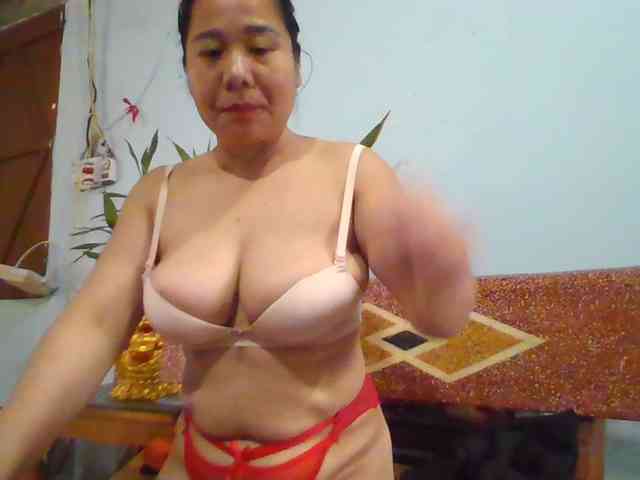 SexyQueen86 webcam