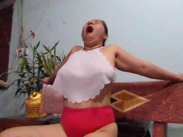 SexyQueen86 webcam