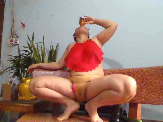 SexyQueen86 webcam