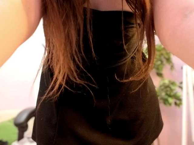 Battymoll's BongaCams show and profile