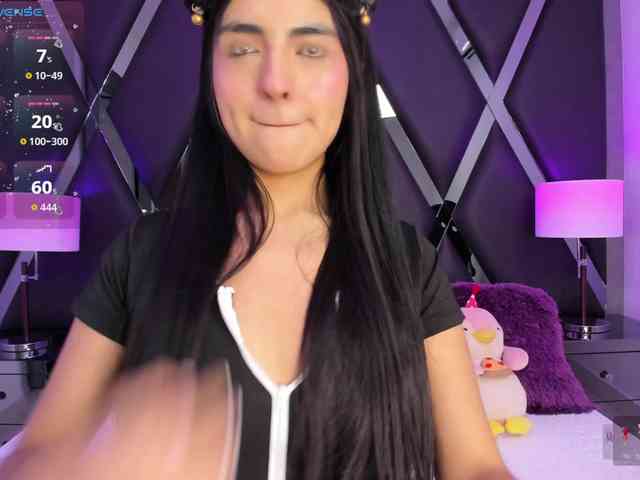 LennaBlair webcam