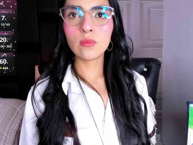 LennaBlair webcam