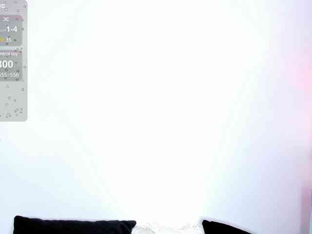LennaBlair webcam