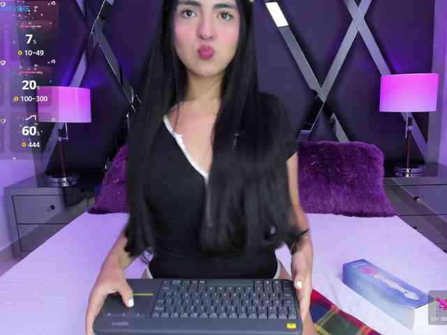 LennaBlair webcam
