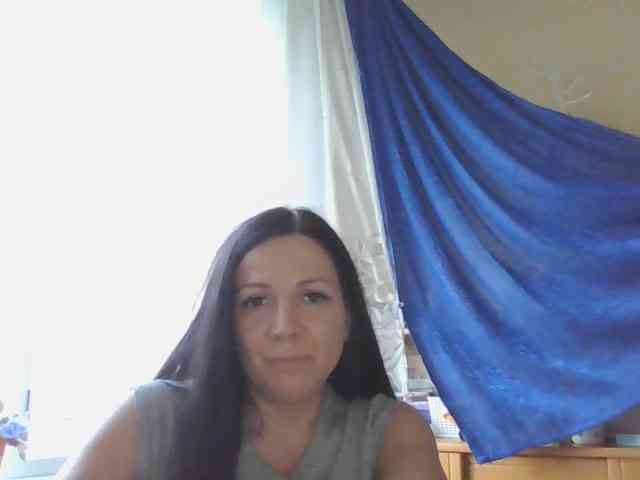 AlikaLorensTalk webcam