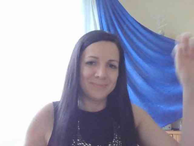AlikaLorensTalk webcam