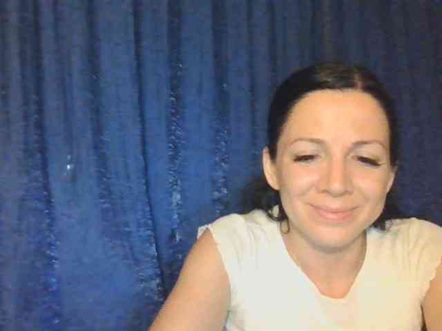 AlikaLorensTalk webcam