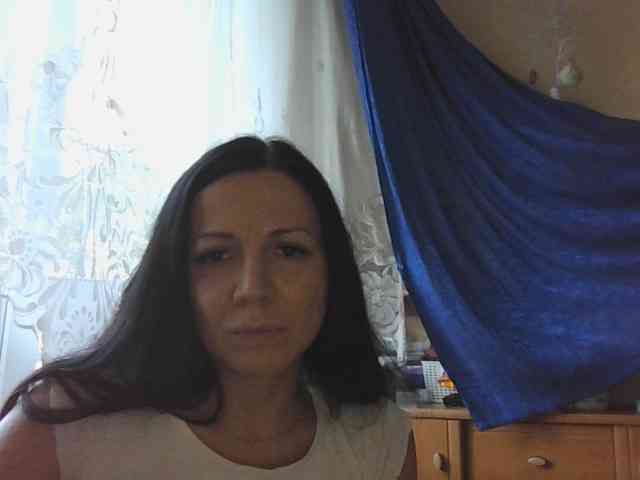 AlikaLorensTalk webcam