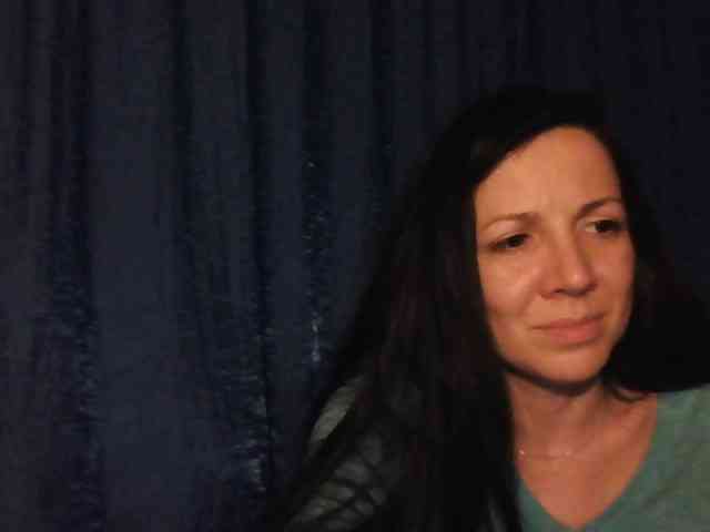 AlikaLorensTalk webcam