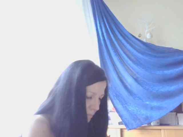 AlikaLorensTalk webcam