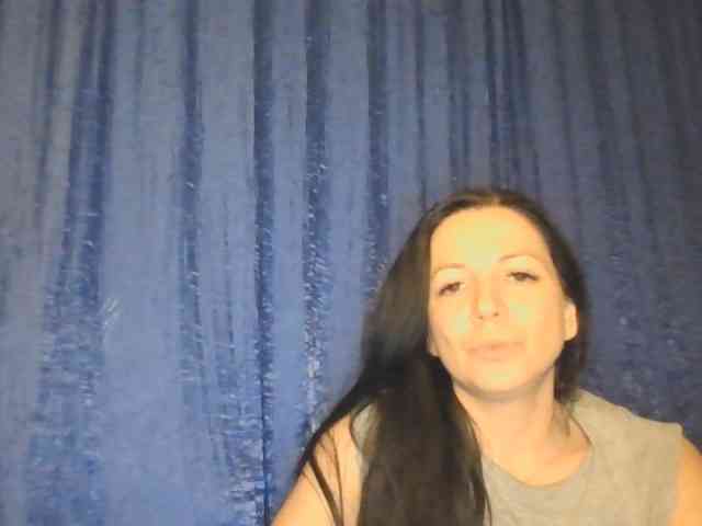 AlikaLorensTalk webcam