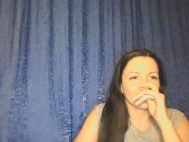 AlikaLorensTalk webcam