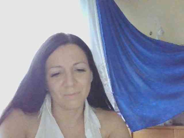 AlikaLorensTalk webcam