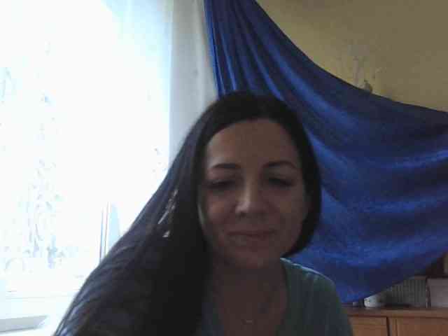 AlikaLorensTalk webcam