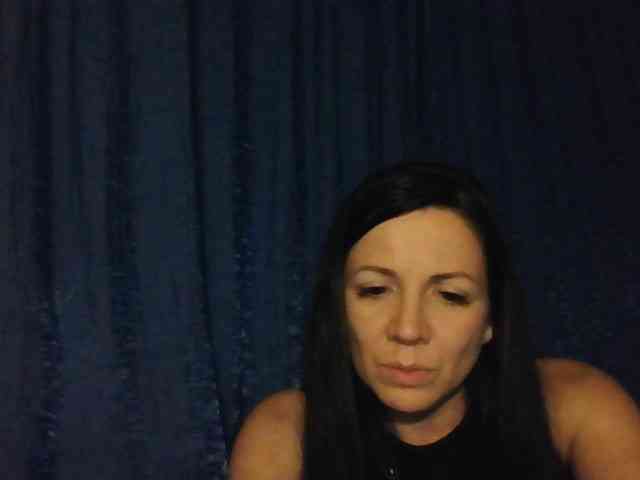 AlikaLorensTalk webcam