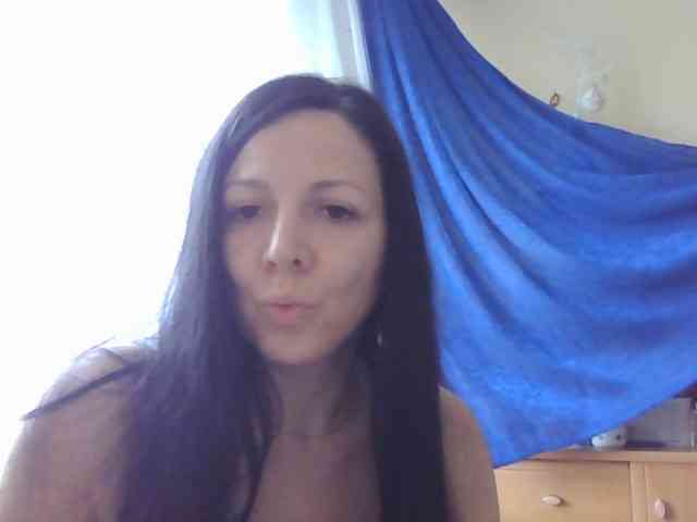 AlikaLorensTalk webcam