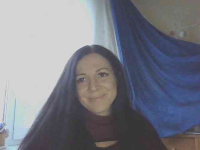 AlikaLorensTalk webcam