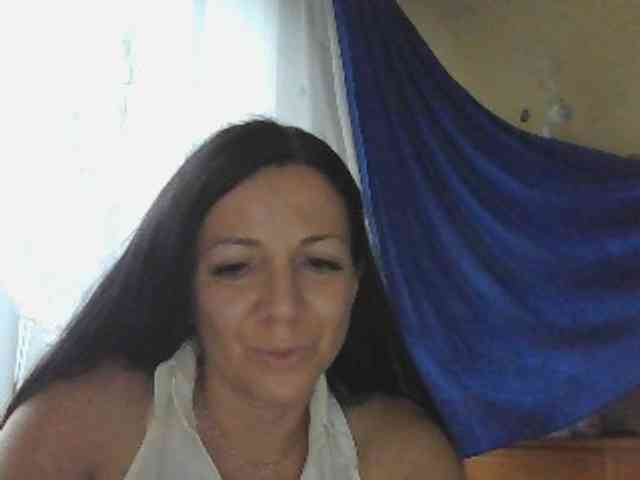 AlikaLorensTalk webcam