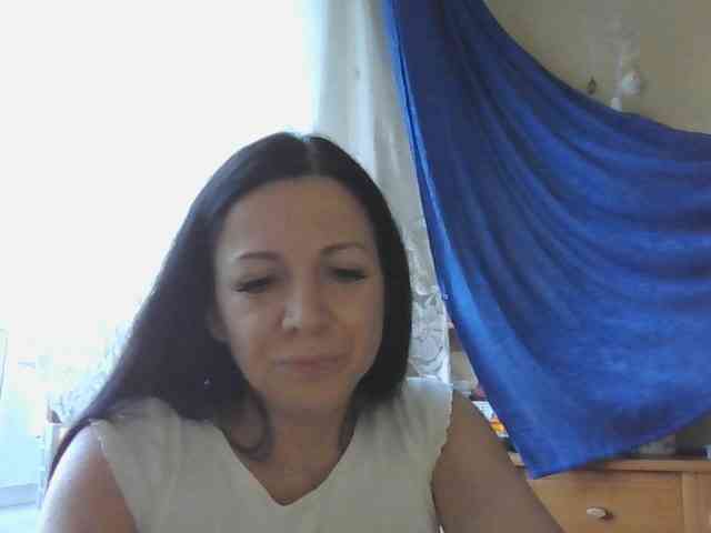 AlikaLorensTalk webcam