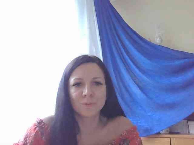 AlikaLorensTalk webcam