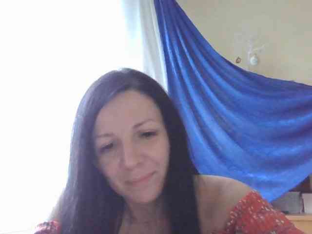 AlikaLorensTalk webcam