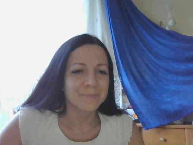 AlikaLorensTalk webcam
