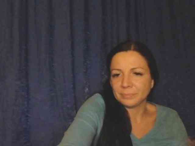 AlikaLorensTalk webcam