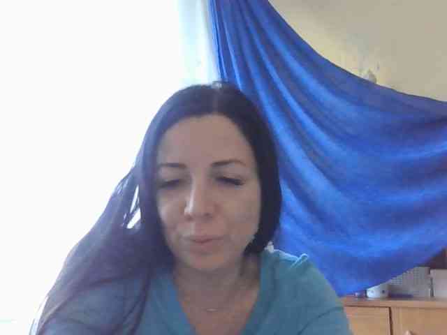 AlikaLorensTalk webcam