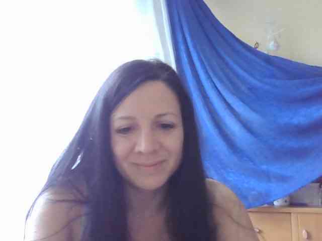 AlikaLorensTalk webcam
