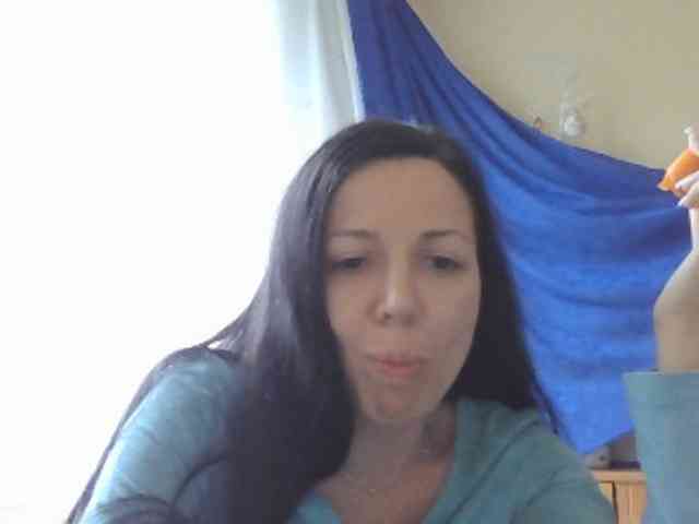 AlikaLorensTalk webcam