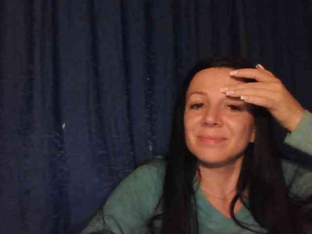 AlikaLorensTalk webcam