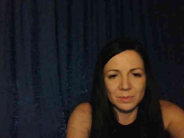 AlikaLorensTalk webcam